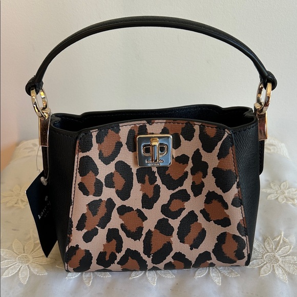 Kate Spade Leopard Print Shoulder Bag with Black Trim - Picture 2 of 12